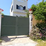 Seahorse Bay Beach Villa Halikounas